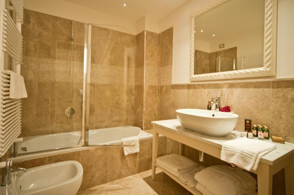 Hotel Girifalco - Nature & Relax Massa Marittima Ngoại thất bức ảnh